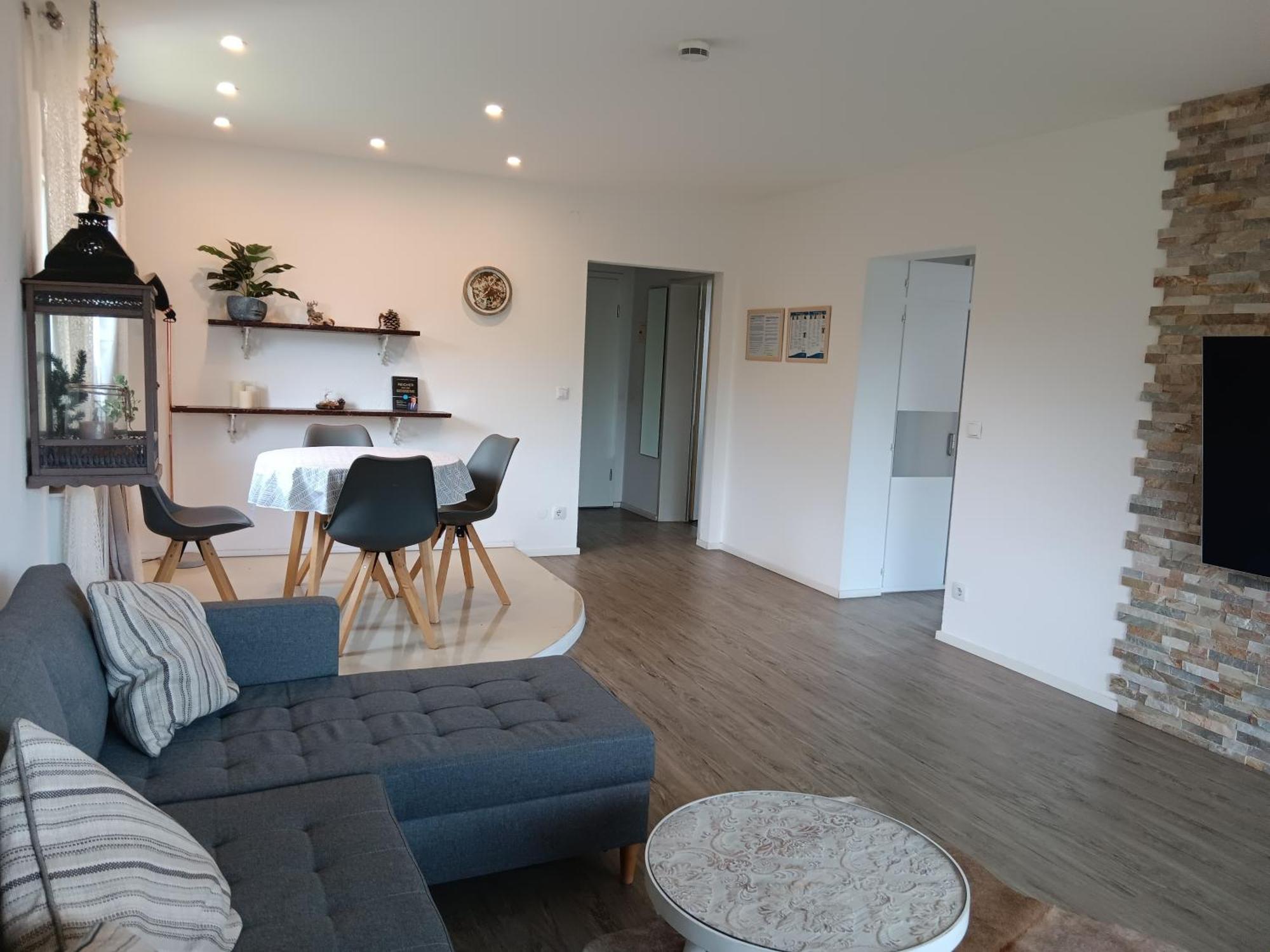 Exklusive Wohnung Mit Balkon Villingen-Schwenningen Buitenkant foto
